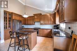 25 LEAFIELD DRIVE | Toronto Ontario | Slide Image Nine