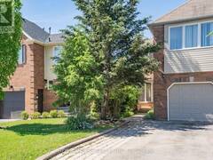 1216 LEEWOOD DRIVE Oakville Ontario, L6M 3B3