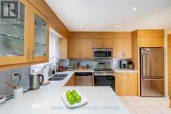 1216 LEEWOOD DRIVE | Oakville Ontario | Slide Image Fifteen
