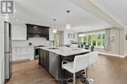 404 HAMILTON DRIVE | Ancaster Ontario | Slide Image Thirteen