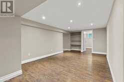 404 HAMILTON DRIVE | Ancaster Ontario | Slide Image Thirty-two