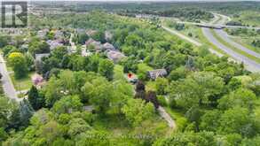 404 HAMILTON DRIVE | Ancaster Ontario | Slide Image Forty-seven