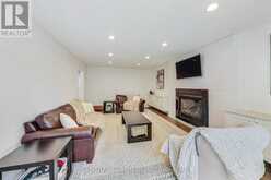 35 MACKAY DRIVE | Richmond Hill Ontario | Slide Image Fifteen