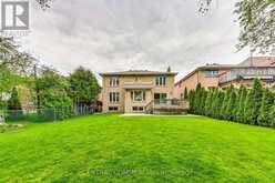 35 MACKAY DRIVE | Richmond Hill Ontario | Slide Image Fifty