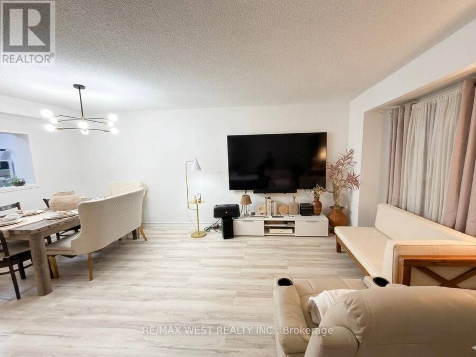 37 - 69 MAPLE BRANCH PATH, Toronto, Ontario M9P 3T4