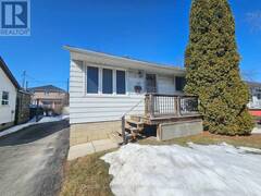 3067 CHURCHILL AVENUE Mississauga Ontario, L4T 1R4