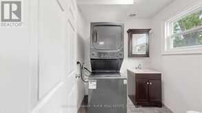 98 METRO ROAD S | Georgina Ontario | Slide Image Thirty