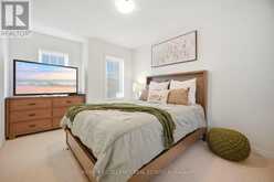 12 SELECTION HEIGHTS | Thorold Ontario | Slide Image Forty