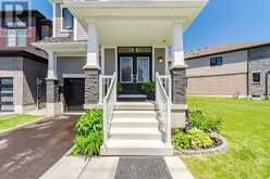 12 SELECTION HEIGHTS | Thorold Ontario | Slide Image Seven
