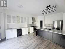 541 SUNDEW DRIVE | Kitchener Ontario | Slide Image Sixteen