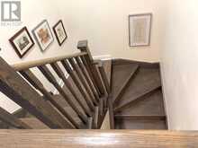 8 HELLIWELL CRESCENT | Richmond Hill Ontario | Slide Image Twelve