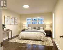 8 HELLIWELL CRESCENT | Richmond Hill Ontario | Slide Image Thirteen