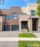 8 HELLIWELL CRESCENT | Richmond Hill Ontario | Slide Image One