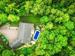 13 TIMBERRUN COURT Hamilton Ontario, L0P 1B0