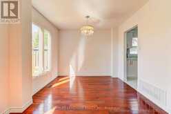 33 KITSILANO CRESCENT | Richmond Hill Ontario | Slide Image Nine