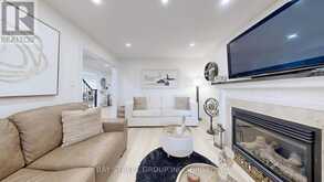 53 PRISCILLA'S PLACE | Barrie Ontario | Slide Image Nine