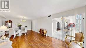 1109 - 20 HARDING BOULEVARD W | Richmond Hill Ontario | Slide Image Nine