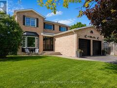 104 MOON DRIVE Barrie Ontario, L4N 7G9