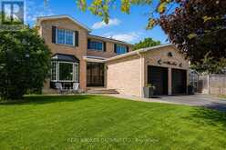 104 MOON DRIVE | Barrie Ontario | Slide Image One