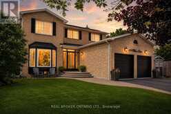 104 MOON DRIVE | Barrie Ontario | Slide Image Three