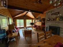 1743 NORTH MULDREW LAKE ROAD | Gravenhurst Ontario | Slide Image Two
