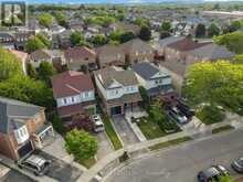 92 CHARLESWOOD CIRCLE | Brampton Ontario | Slide Image Two