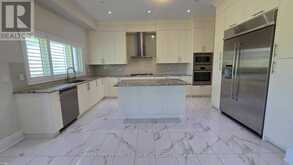 6 KINGSTREE COURT | Whitchurch-Stouffville Ontario | Slide Image Six