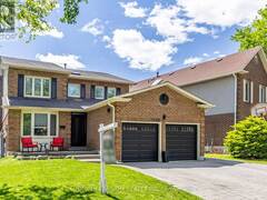 1206 FIELDSTONE CIRCLE Pickering Ontario, L1X 1B4