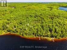 686 EAST FOX LAKE ROAD | Huntsville Ontario | Slide Image Four