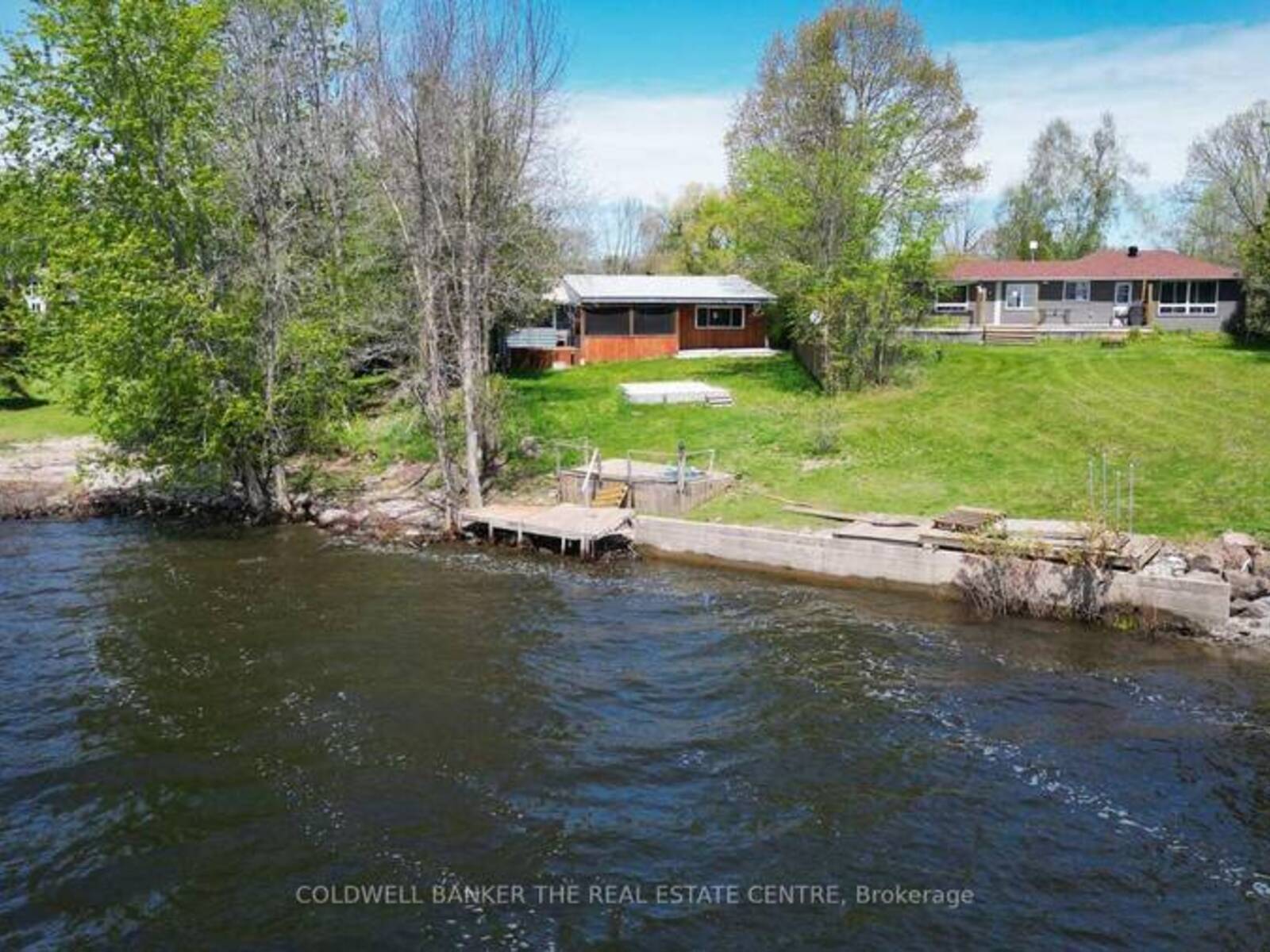 3637 SOUTHWOOD BEACH BOULEVARD, Washago, Ontario L0K 2B0