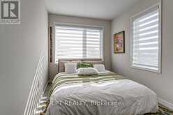 64 - 300 ALEX GARDNER CIRCLE | Aurora Ontario | Slide Image Twenty