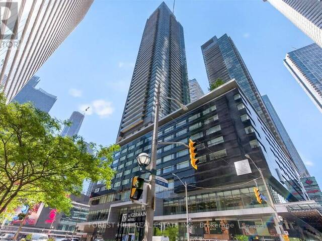 4607 - 65 BREMNER BOULEVARD Toronto Ontario, M5J 0A7 - 1 Bedroom Condo For Sale