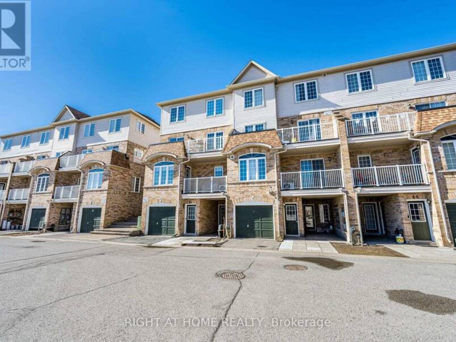 40 - 200 MCLEVIN AVENUE, Toronto, Ontario M1B 6C7