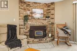 565 STONE CHURCH ROAD W | Hamilton Ontario | Slide Image Twenty-five