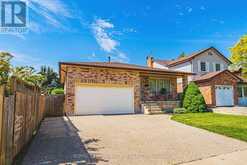 565 STONE CHURCH ROAD W | Hamilton Ontario | Slide Image Two
