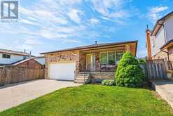 565 STONE CHURCH ROAD W | Hamilton Ontario | Slide Image Three