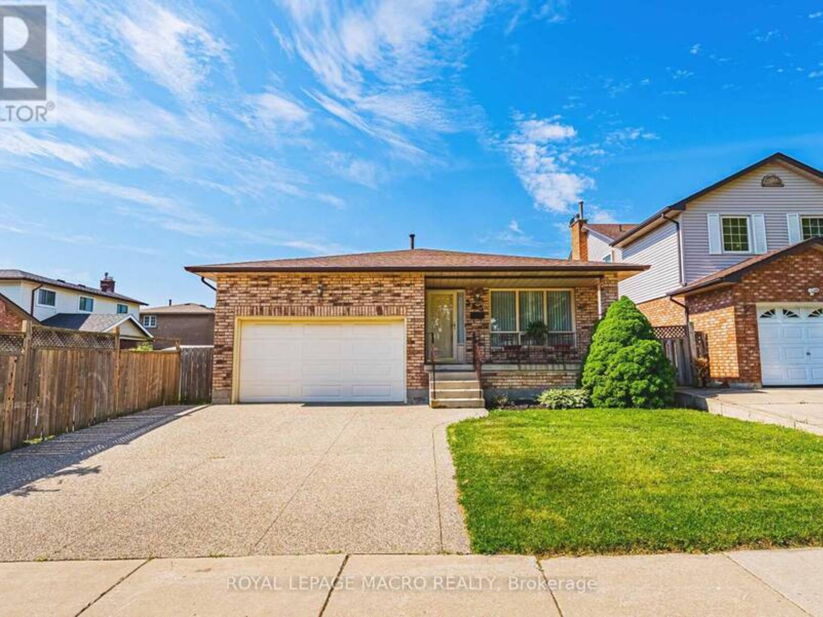 565 STONE CHURCH ROAD W, Hamilton, Ontario L9B 1A5