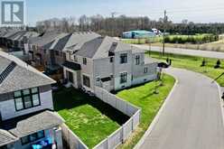 7 BALLANVIEW COURT | Whitchurch-Stouffville Ontario | Slide Image Two