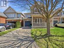 155 FLETCHER CIRCLE | Cambridge Ontario | Slide Image Three