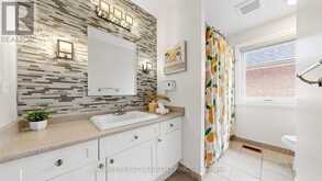 2440 HOLLYBROOK DRIVE | Oakville Ontario | Slide Image Thirty-one