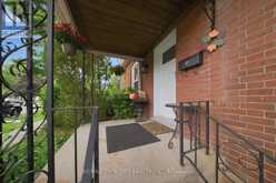 12 BRUNSWICK STREET N | Brantford Ontario | Slide Image Four