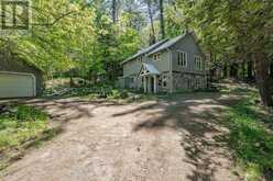 55 MARY LAKE CRESCENT | Huntsville Ontario | Slide Image One