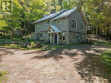 55 MARY LAKE CRESCENT | Huntsville Ontario | Slide Image Two