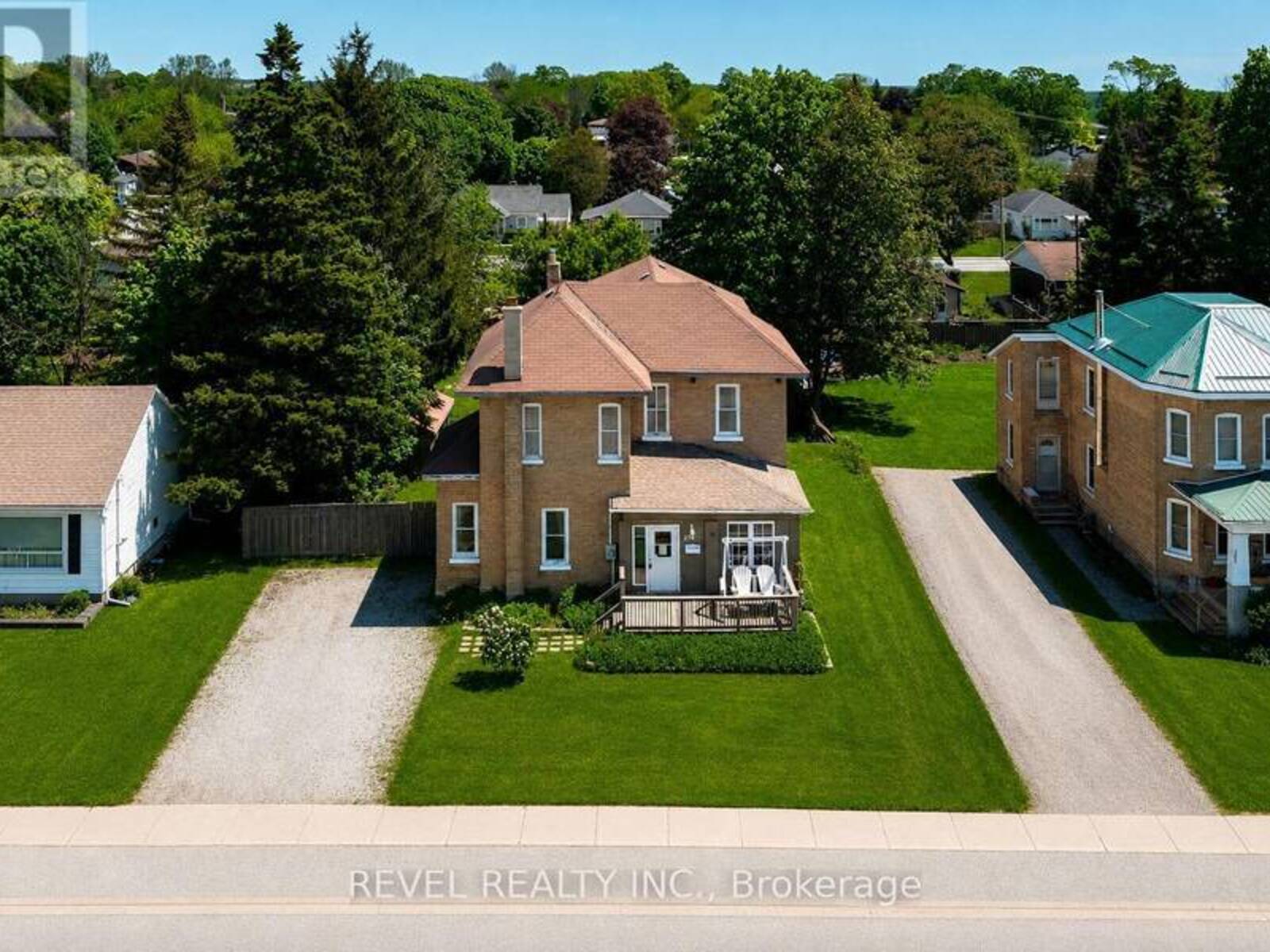 279 1ST AVENUE S, Chesley, Ontario N0G 1L0