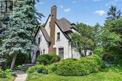29 STRATHGOWAN CRESCENT | Toronto Ontario | Slide Image One
