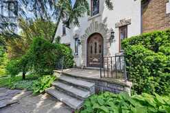 29 STRATHGOWAN CRESCENT | Toronto Ontario | Slide Image Two