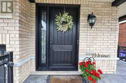 77 WEAVER TERRACE | New Tecumseth Ontario | Slide Image Three
