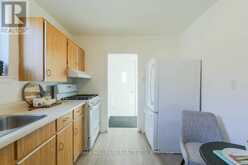 152 SANTAMONICA BOULEVARD | Toronto Ontario | Slide Image Two