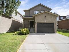 31 CITYVIEW CRESCENT Hamilton Ontario, L8J 3V1