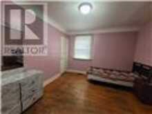 49 WEST 3RD STREET | Hamilton Ontario | Slide Image Ten